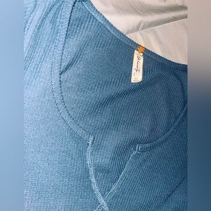 It’s a cute comfortable shirt💙